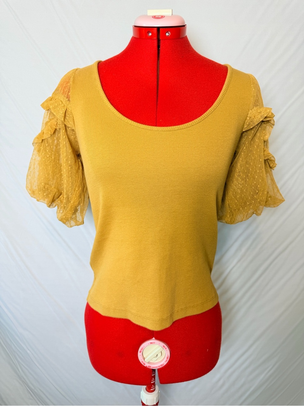 Maeve Dotted Puff Sleeve Ribbed Tee…Small